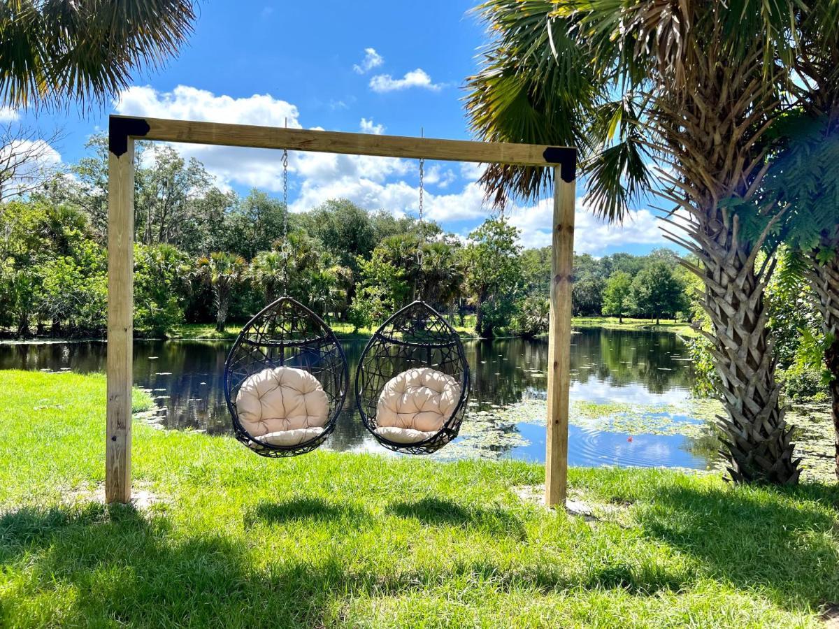 Lake Front Rv Experience Close To Port Canaveral And Kennedy Space Center Hotel Titusville Eksteriør billede