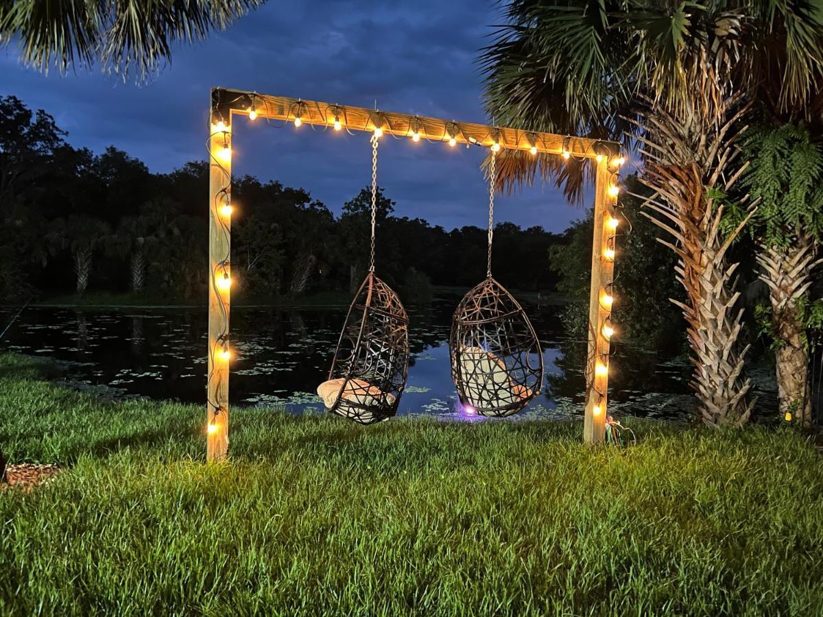 Lake Front Rv Experience Close To Port Canaveral And Kennedy Space Center Hotel Titusville Eksteriør billede